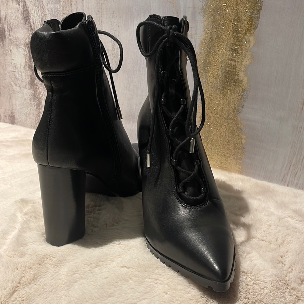 Steve Madden Women’s Illisa ankle boot black - Size 11😍🎁 - Picture 2 of 10